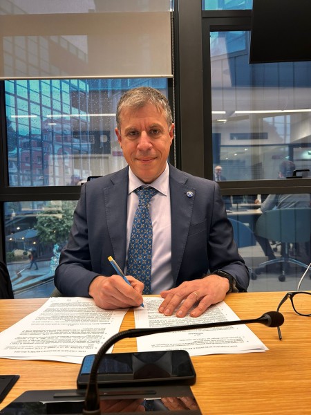 CCNL 2025/27. Castellana: probabilità di firma il 1° aprile. Bene tempi brevi ma nodi da sciogliere