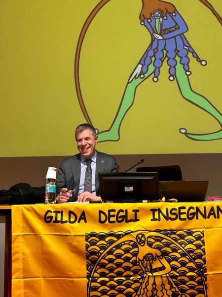 Collegi Docenti. Gilda: bene a distanza ma mim fornisca piattaforme certificate digitali