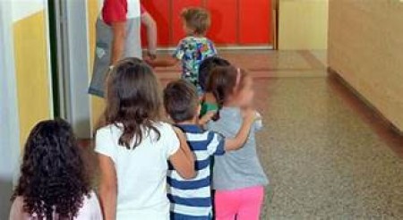 Presunti maltrattamenti a scuola. Del Dott. Lodolo Doria. su GildaTV